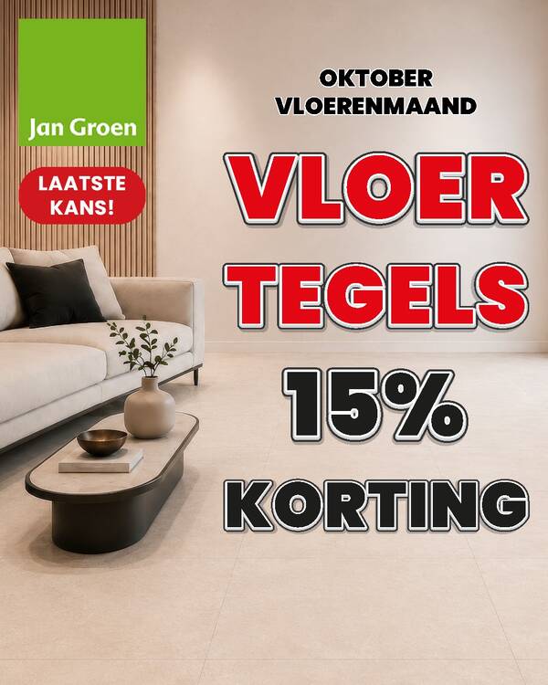 Woonkamer met lichte tegelvloer en beige bank, met Jan Groen-actie voor oktober: 15% korting op vloertegels.