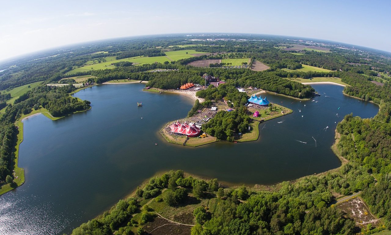 Ontdek Enschede: Wat te Doen na je Bezoek aan Gerridzen Bouwmaterialen BV