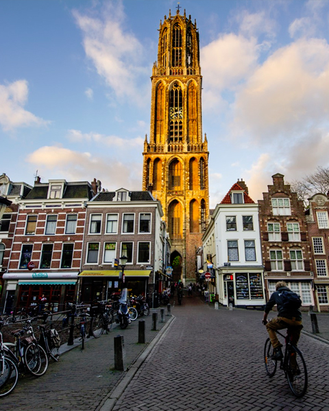 Lokaal: Nabij de Domtoren