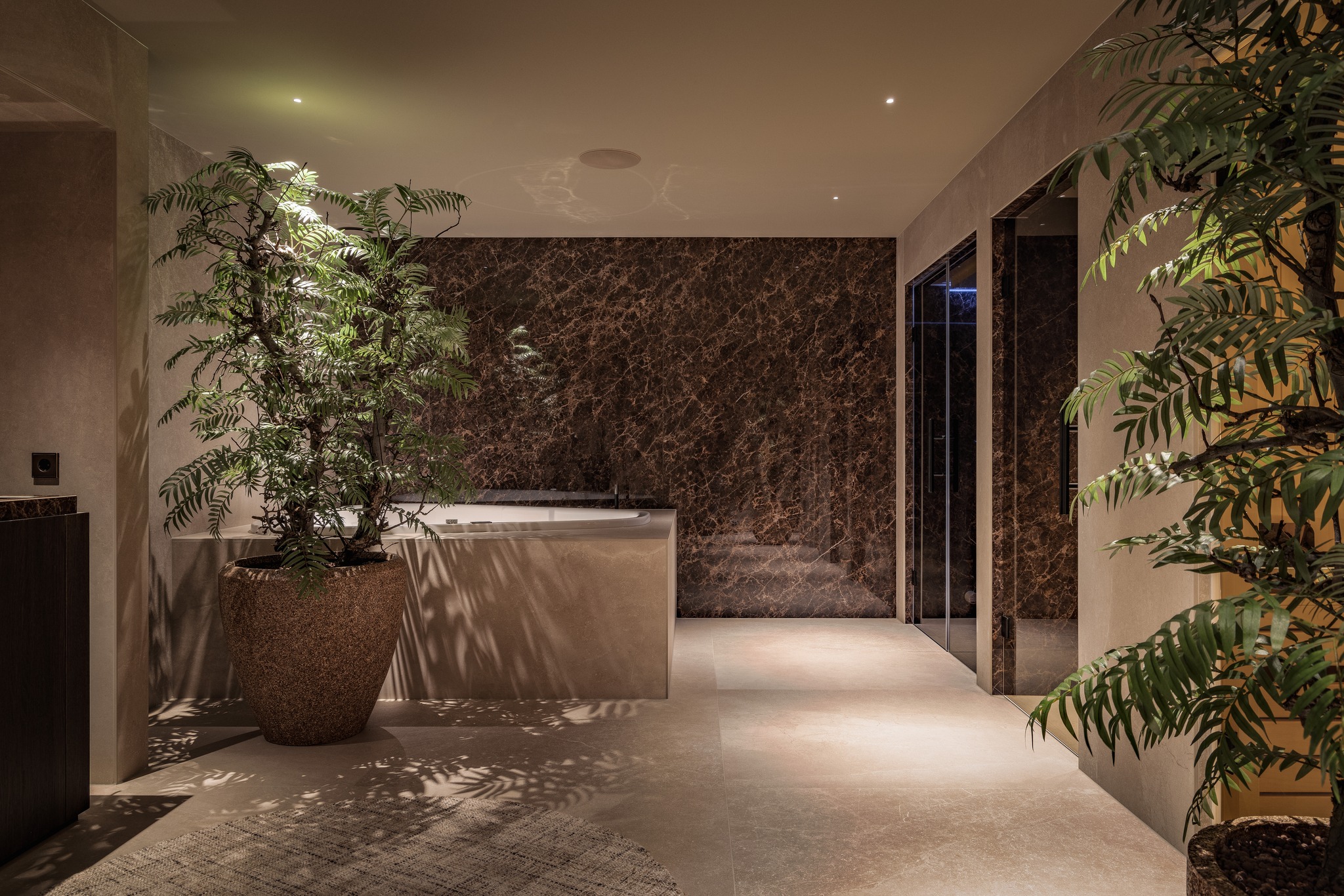 Ontsnap naar Luxe: Jouw Droom Badkamer in Rhenen ✨