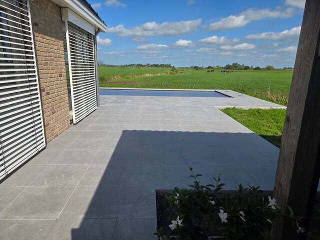 Dit project straalt vooral rust, luxe, ruimte en kwaliteit uit.